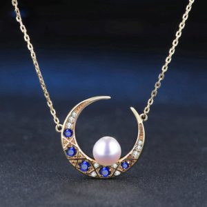 collier lune avec perle bijou